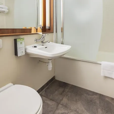 Campanile Nature - Paris Ouest Port Hotel 3*