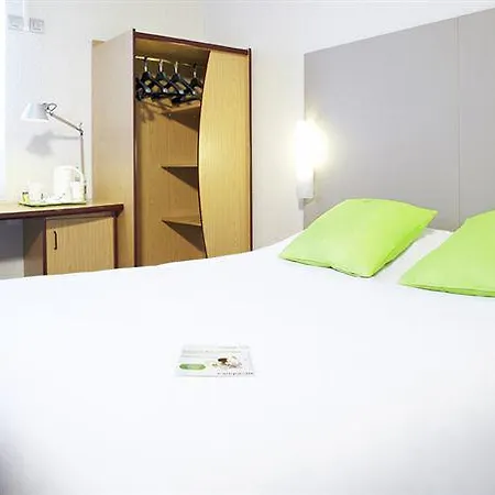 Campanile Nature - Paris Ouest Port Hotel Gennevilliers